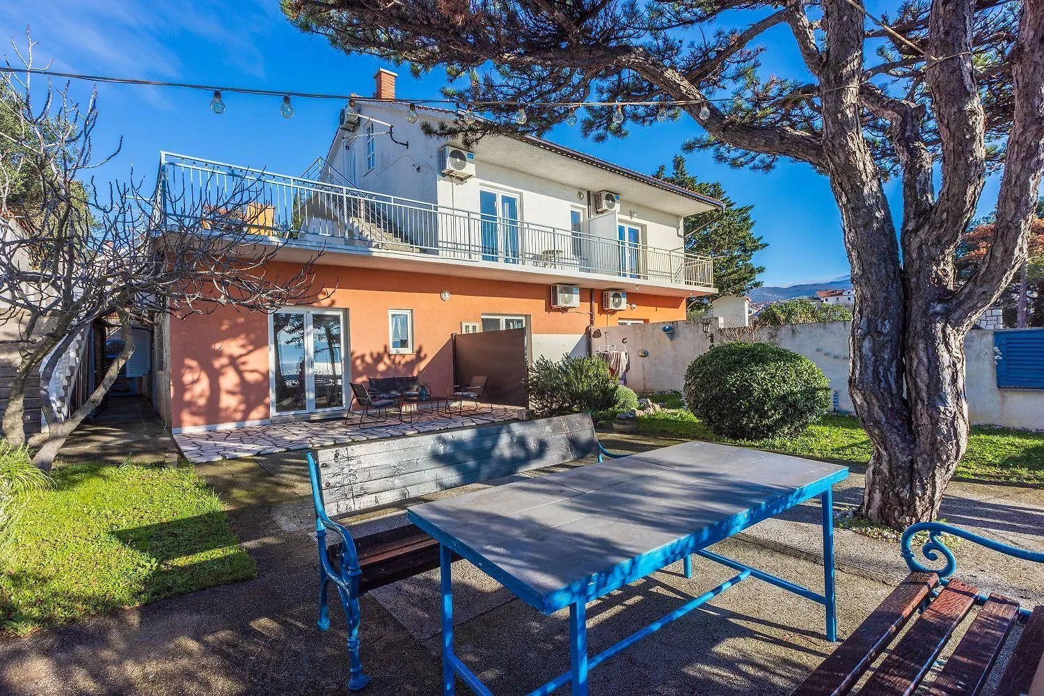 Atemberaubendes Studio Direkt Am Meer Mit Privatem Balkon, Grill, Meerblick Novi Vinodolski